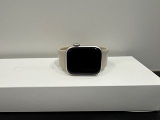 Apple Watch Serie 7 (41mm) - Beige/Plata