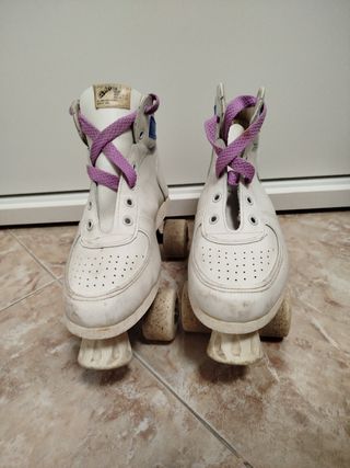 Patines Roller Blancos Años 80. Talla 37