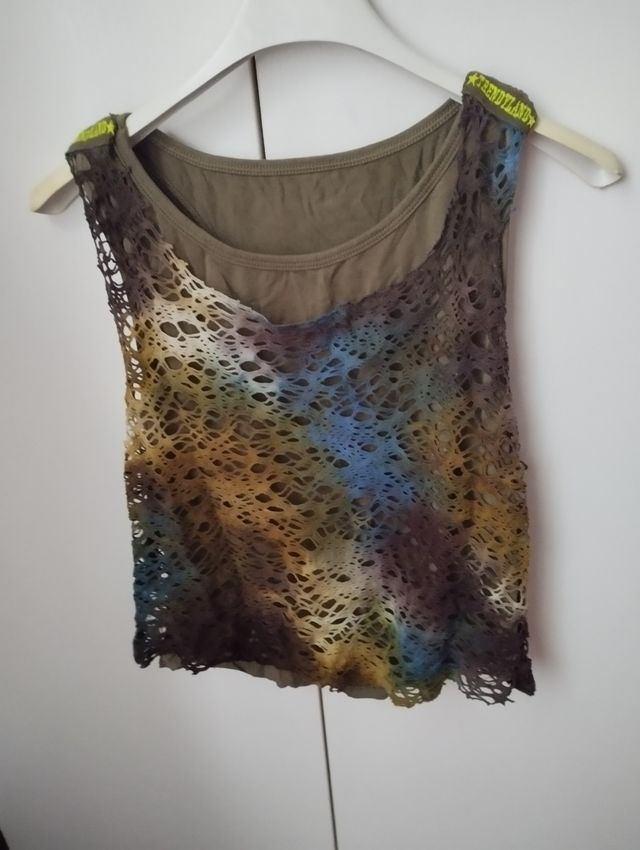 Conjunto falda caqui y top boho.