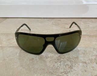 Occhiali da sole Hugo Boss neri e verdi