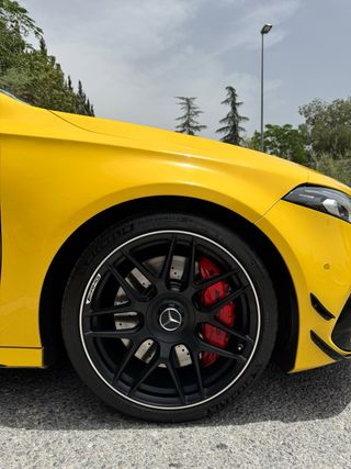 Mercedes-Benz A45s Amg 