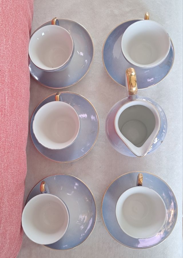 Juego café porcelana azul y dorado