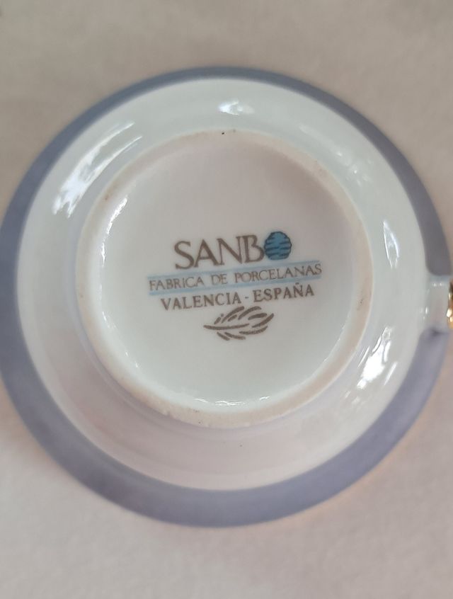 Juego café porcelana azul y dorado