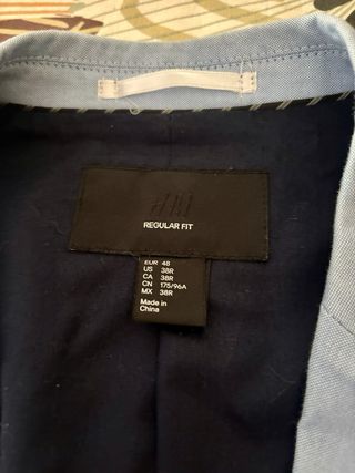 Americana H&M azul claro- talla M