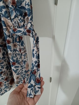 Vestido Mango flores - talla L