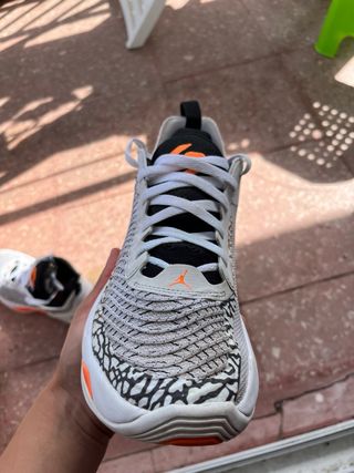 Zapatillas Jordan Luka 1 - Naranja y Blanco