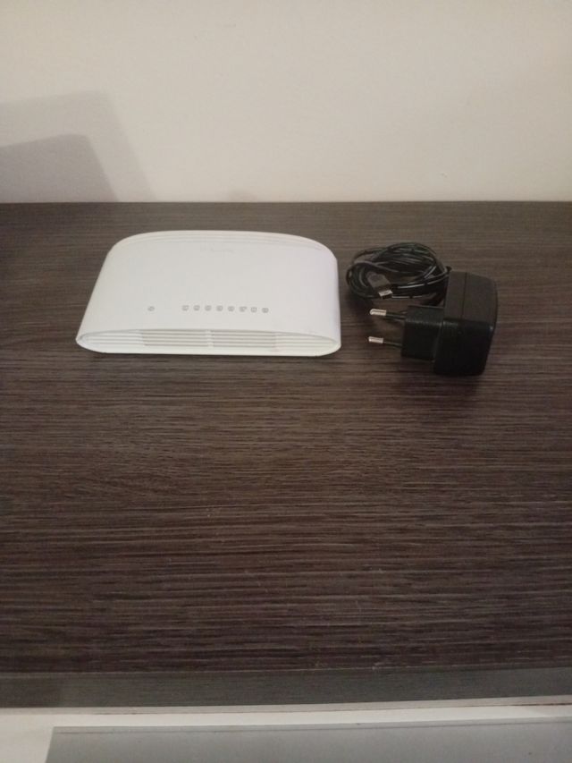 Switch DGS-1008D 8 puertos