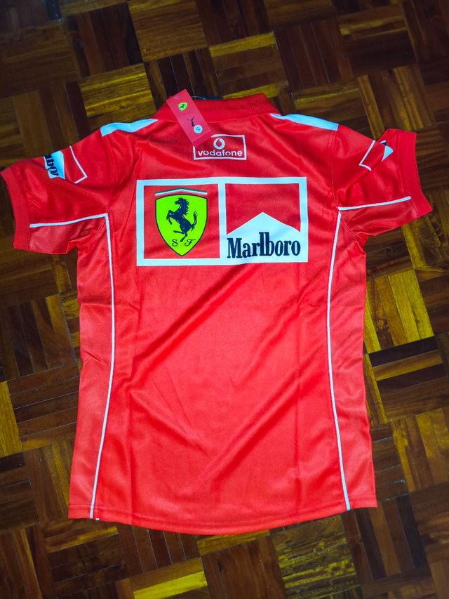 Polo Ferrari rojo talla S