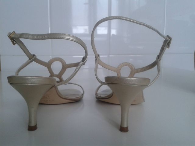 Sandalias doradas Dansi