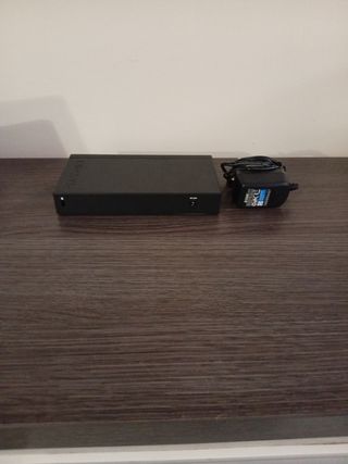 Switch Linksys LGS108V2 - 8 puertos