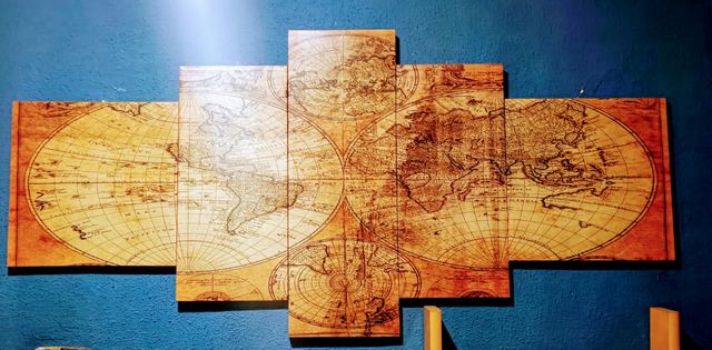 Mapa Mundi antiguo - 5 piezas papel tapiz y madera