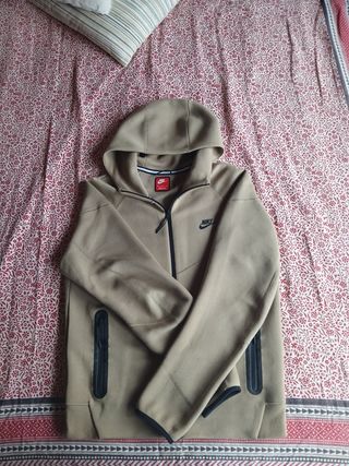Sudadera Nike Tech Fleece Beige