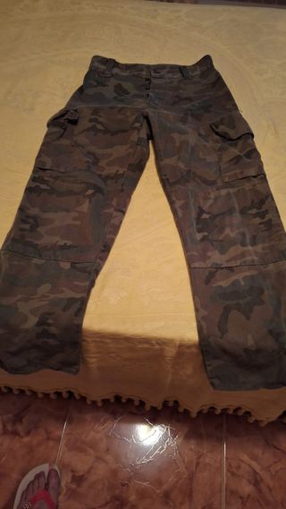 Pantalones militares camuflaje