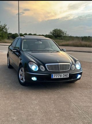 Mercedes-Benz E 350  2005