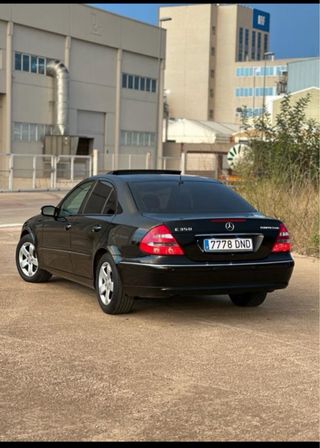 Mercedes-Benz E 350  2005