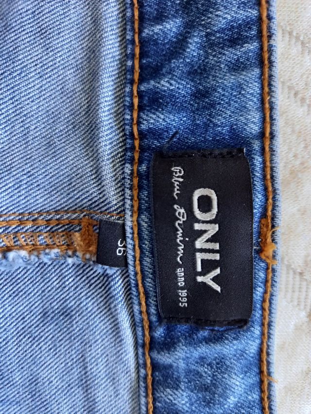 Falda vaquera Only sin estrenar