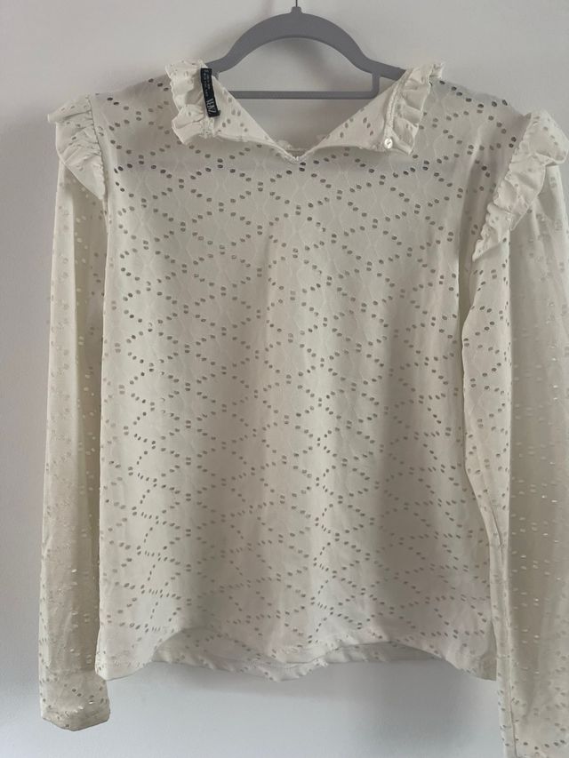 Blusa blanca Zara - Talla M troquelada