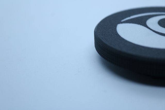 Tapadera Sony con logo