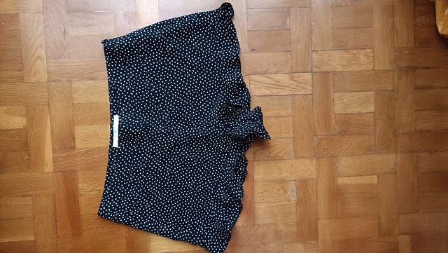 Shorts Zara lunares negros