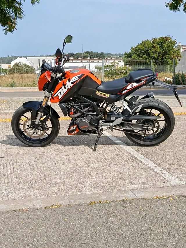 KTM Duke 125 2011