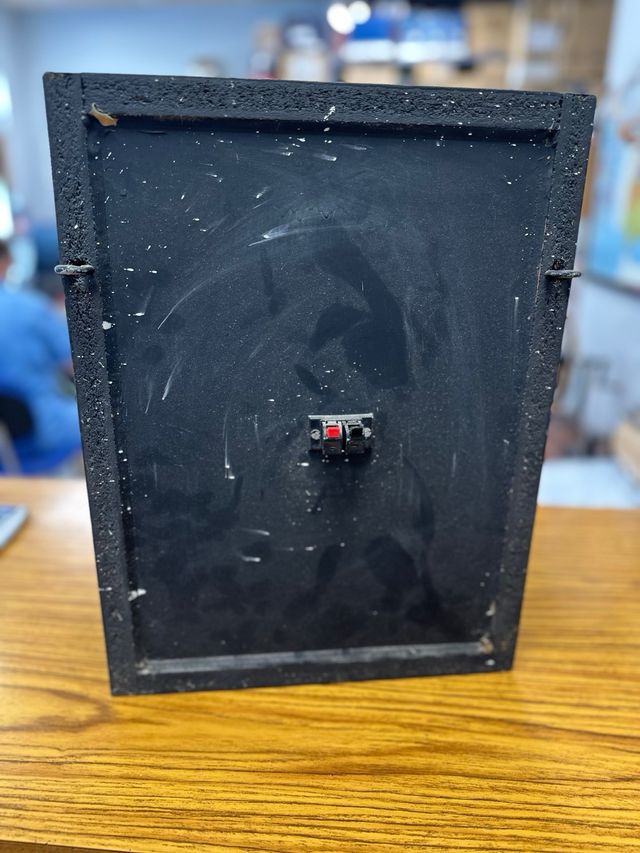 Altavoces vintage negros