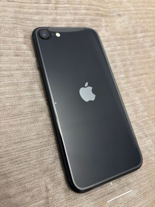 iPhone SE 2022 negro (midnight) 64gb