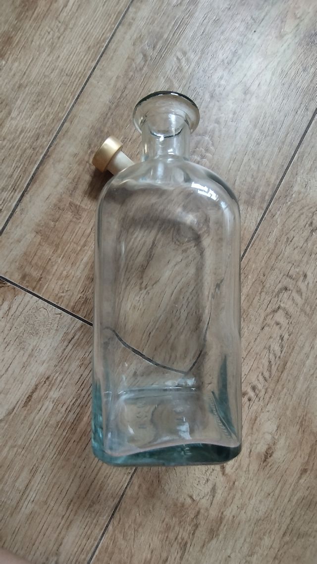 3 botellas cristal cuadradas