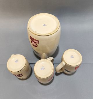 Jarras cerveza vintage prensa