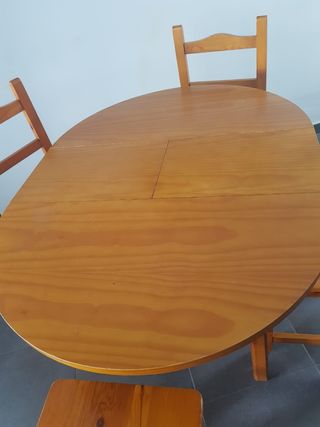 Mesa extensible madera+ 4 sillas