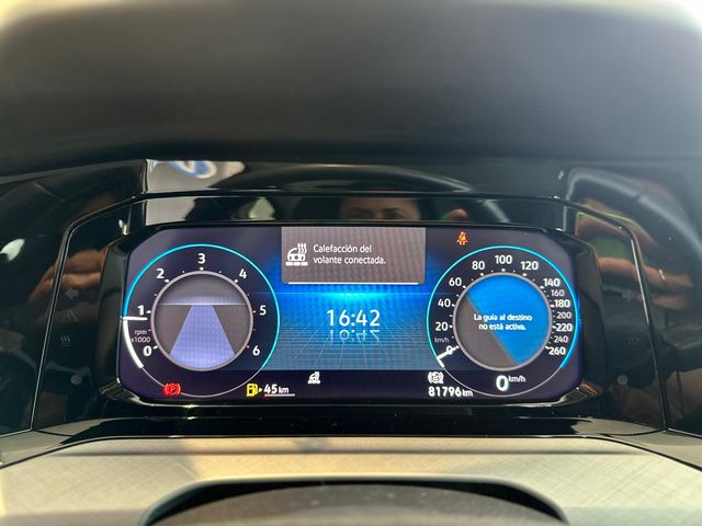 Volkswagen Golf 8 2.0 tdi 115cv 