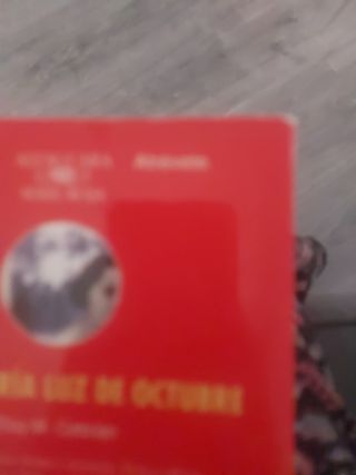 Bajo La Fria Luz De Octubre