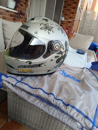 Casco moto Shark, plata mosquitos 