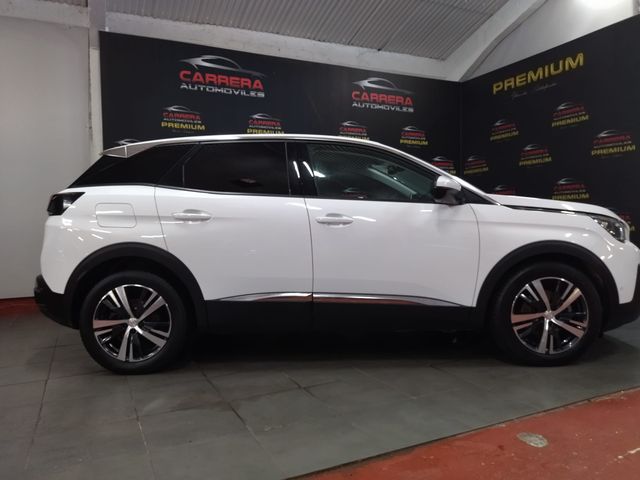 FLAMANTE Peugeot 3008  HDI 130 C.V 2018