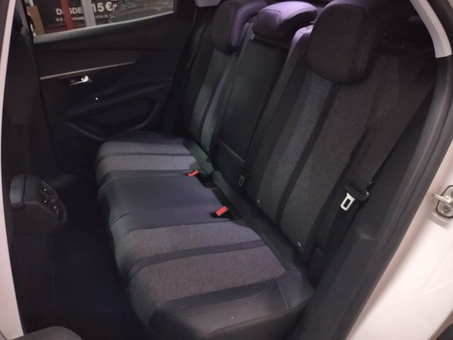 FLAMANTE Peugeot 3008  HDI 130 C.V 2018