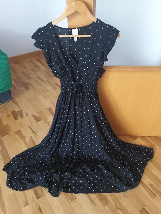 Vestido lunares blanco y negro