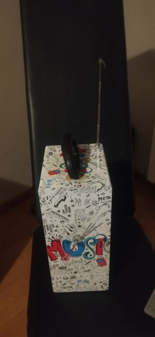 Altavoz JoyBox con mando a distancia