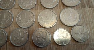 #1534 – ARMENIA Lotto 31 monete