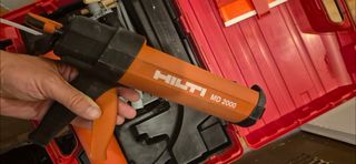 Hilti MD 2000 - Aplicador Adhesivos. 
