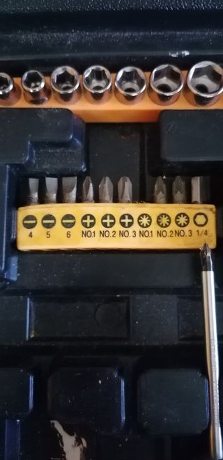 Juego destornilladores + juego llaves