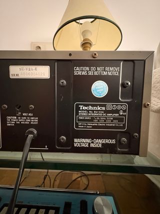 Technics SU-V2A Amplificador HiFi vintage