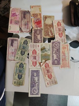 Billetes antiguos varios países