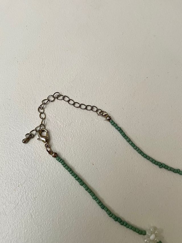 Collar con flores choker margaritas y2k H&M