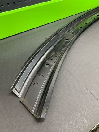 CUBIERTA DELANTERA DEL CAPO DE PORSCHE CAYENNE