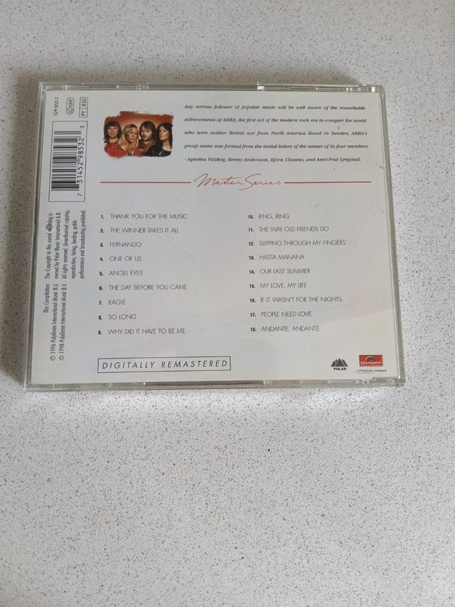 2 CDs ABBA: Mama Mia! & Master Series