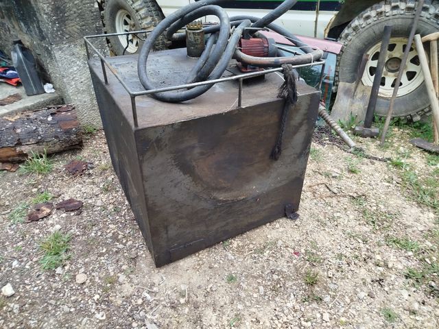 Depósito gasoil 350L usado