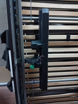 2 letti singoli elettrici articolati senza letto