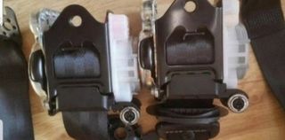 VW Golf 7 cinturones delanteros 2016