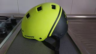 Casco 
rockrider bici BTWIN urbano talla M