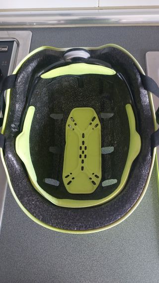 Casco 
rockrider bici BTWIN urbano talla M