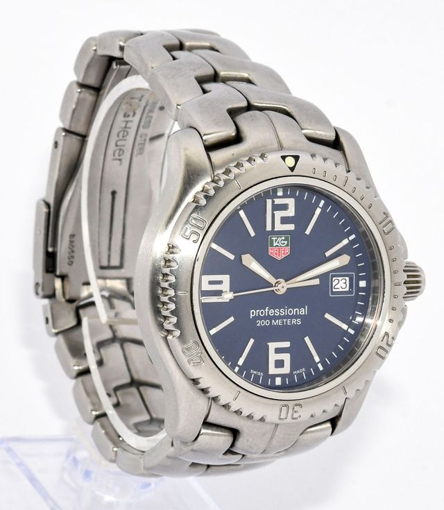 TAG HEUER PROFESSIONAL 200M WT1111